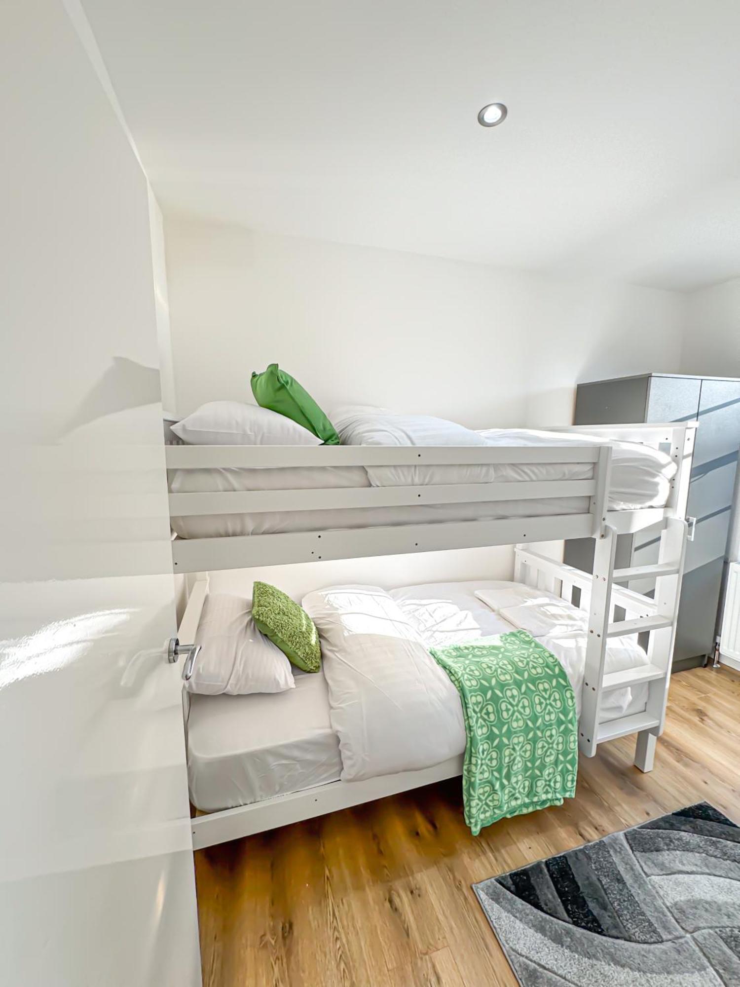 Luxury Flat For 6 - 5 Min Walk From Camden Market Hw4 Londra Esterno foto