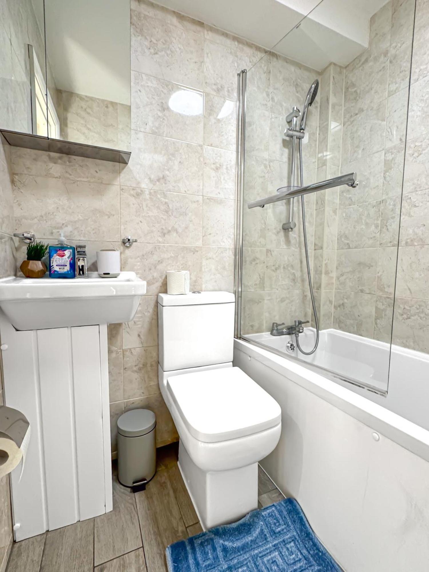 Luxury Flat For 6 - 5 Min Walk From Camden Market Hw4 Londra Esterno foto